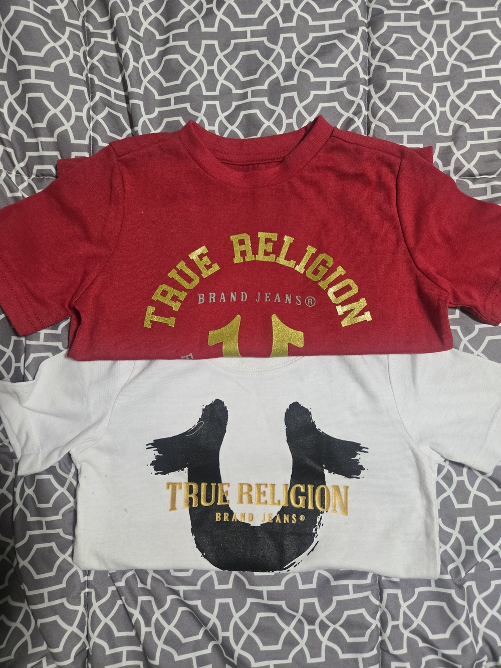 *NWOT*True Religion Kids Red and White Graphic Tee Set